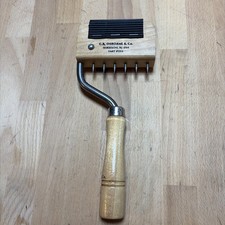 C.S. Osborne 253 Gooseneck Webbing Stretcher Upholstery Tool