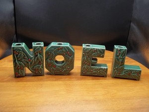 Vintage Lipper Mann Japan NOEL Candle Holder Set Holly Christmas Ceramic Damaged