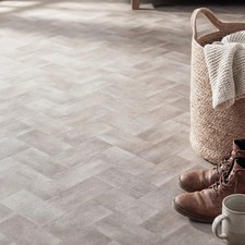 Grey Stone Effect Vinyl Flooring Sheet Herringbone Paving Slabs Felt Back Lino
