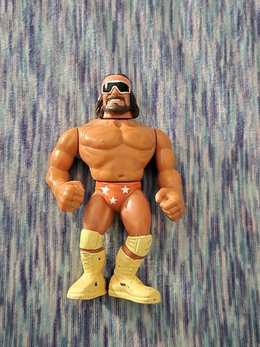 Vintage 1990 WWF Macho Man Randy Savage Hasbro Tit...