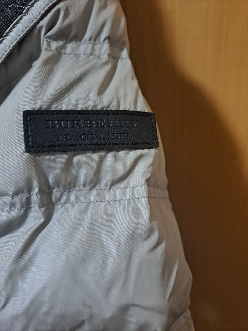 Burberry Black Label Crest Bridge Down Jacket M Late Model Stylish Warm Used thumbnail 4