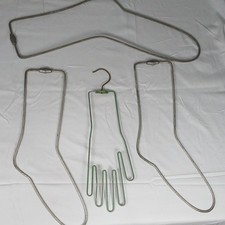 Metal Standard Clothes Hangers Foot Hand Canada Shape Adult Unisex Silver Green