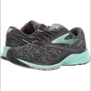 brooks sportswear uk