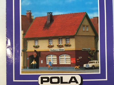 Pola HO Scale 1/87 Model KIT 579 Guest House, Inn, Hotel, or Shop, Store
