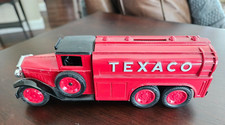 Texaco ERTL 1990 Edition 7 1930 2 1/2 Ton Diamond Truck Bank