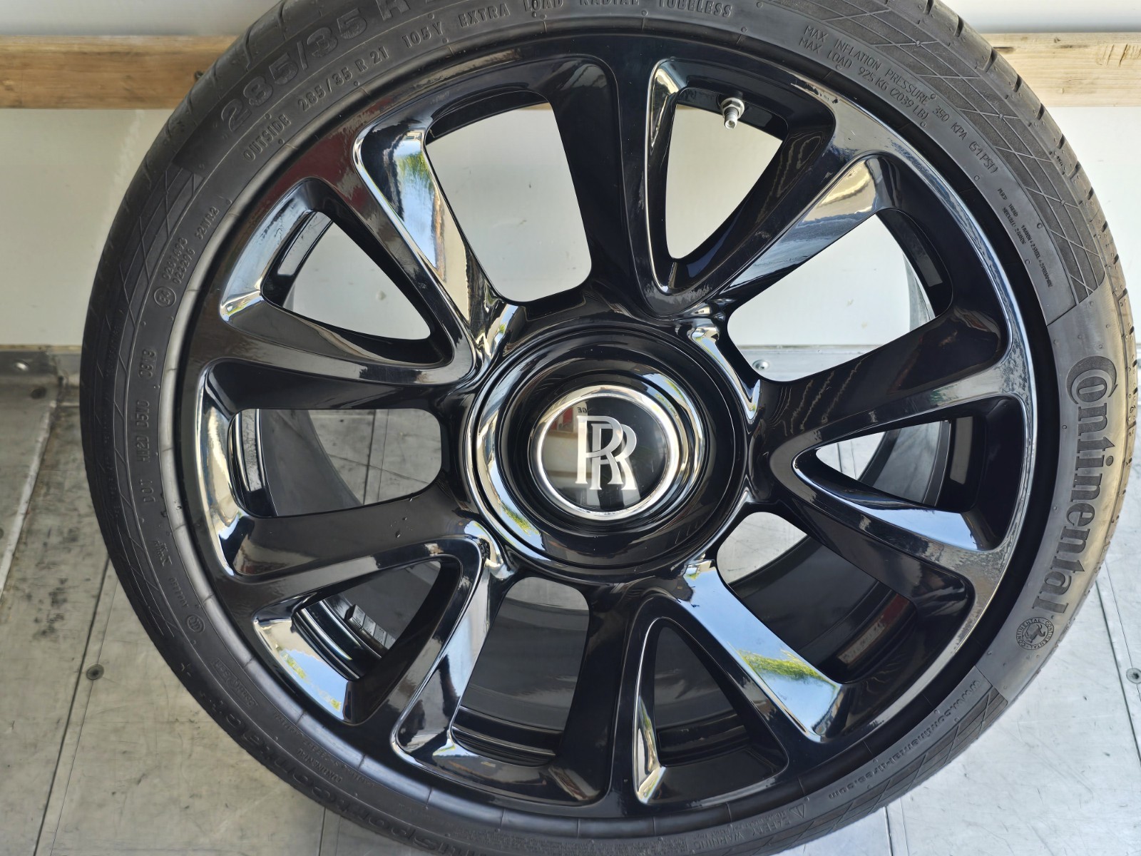 Rolls-Royce Ghost Wheel
