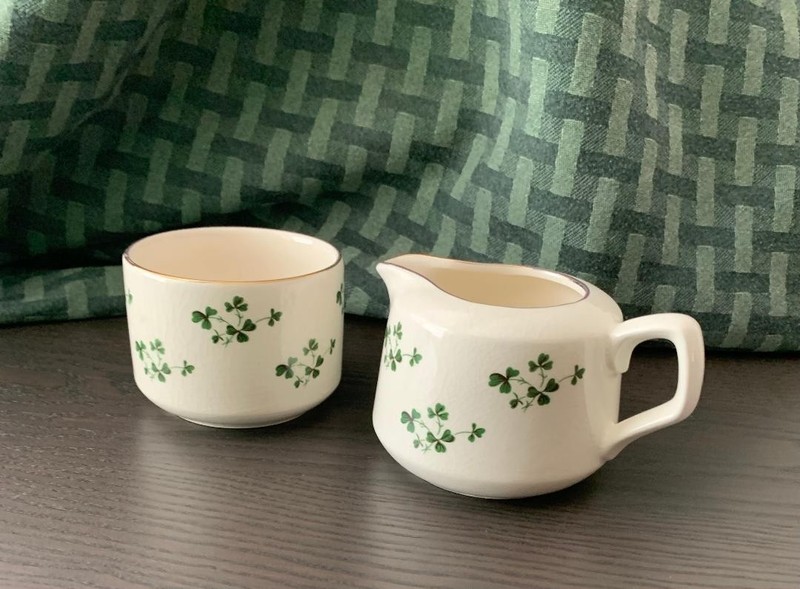 Vintage Carrigaline Pottery Cork, Ireland Shamrocks Cream And Sugar Set