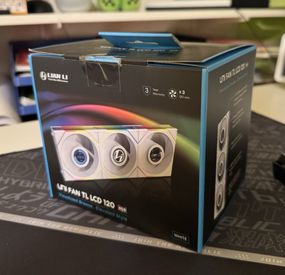 Lian Li UNI FAN TL LCD 120 RGB Weiß, 120 mm Gehäuselüfter 3er-Pack