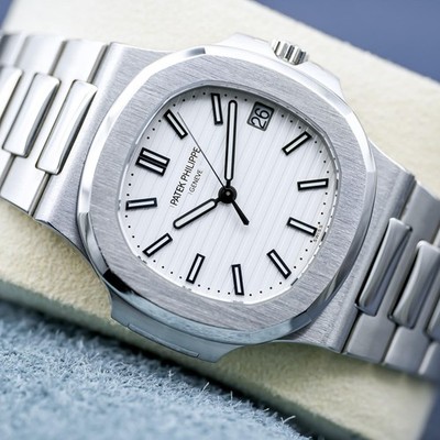 Patek Philippe Nautilus 5711/1A-011 White Dial 2017 New/Unworn Box & Papers
