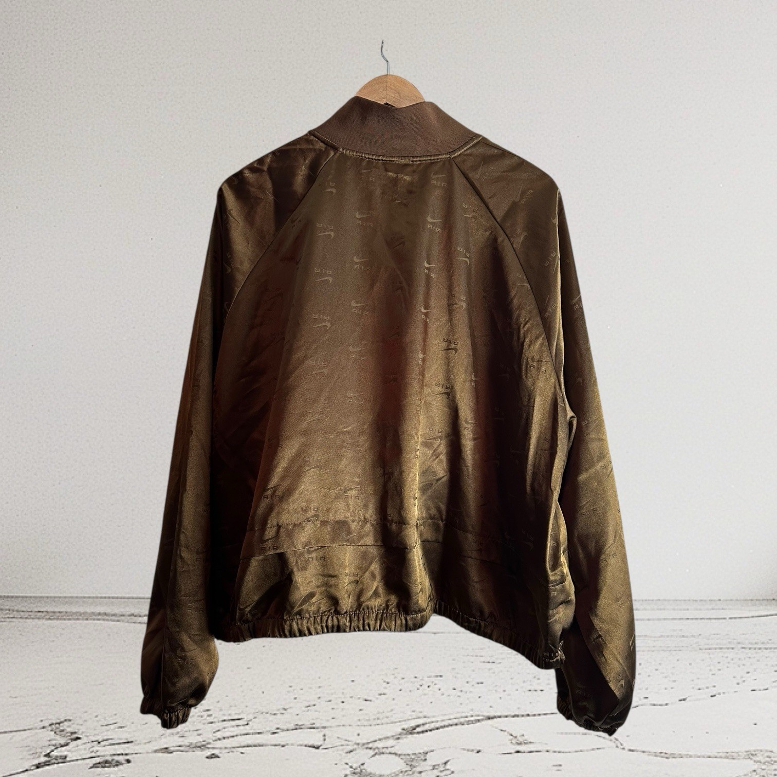 Nike Air Women’s Satin Jacquard Bomber Jacket – Brown Bronze – Size 2X image 2