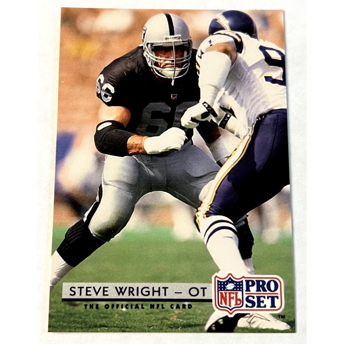 1992 NFL Pro Set NFL Trading Card #215 Steve Wright Los Angeles Raiders