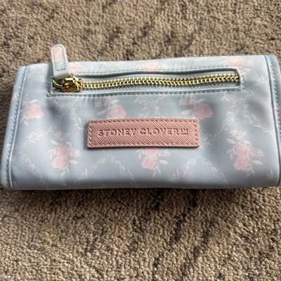 Stoney Clover Lane High Tea Early Grey Trifold Wallet Blue Rose Floral NWOT HTF