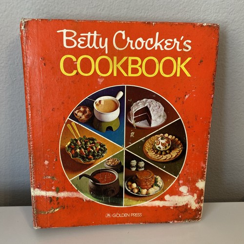 Betty Crocker's Cookbook 1975 25th Printing Golden Press Hardcover Pre-owned