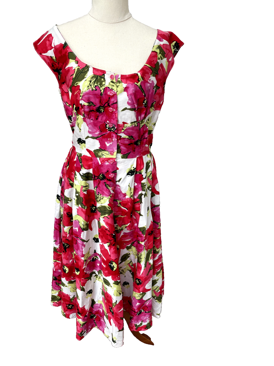 Floral FitnFlare Box Pleat Dress Button Front Size 10-12 (D97 - Main Image