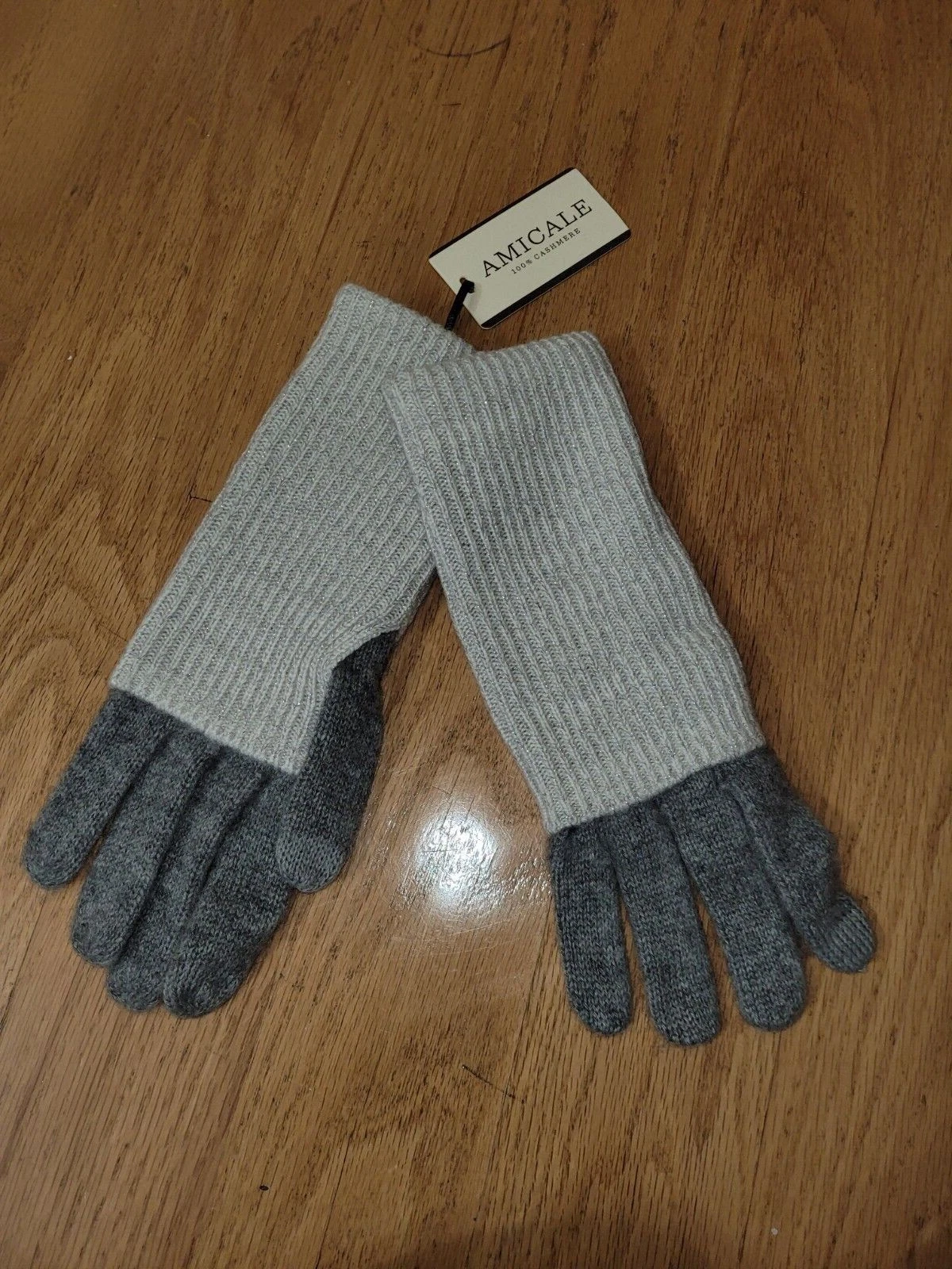 Amicale Cashmere Long Fold-Over Cashmere Gloves Women's One Size Choose Color
Opens in a new window