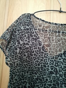 mint velvet green top