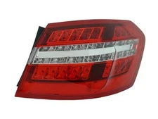 For 2013-2016 Mercedes E400 Tail Light Assembly Right Outer 32478QSWR 2014 2015