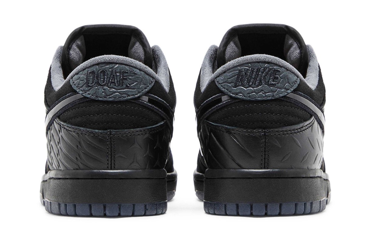 HV1470-001 Division Street Nike Dunk Low Lux Oregon Black HV1470-001 Division Street Nike Dunk Low Lux Oregon Black