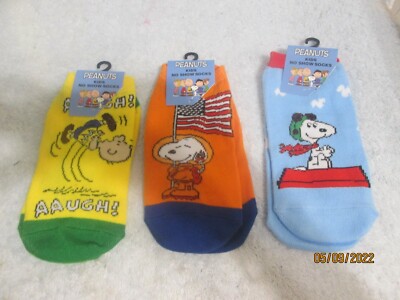 snooopy... Peanuts Kid's No Show Socks Set Of 3 Pair Charlie Brown & Snoopy
