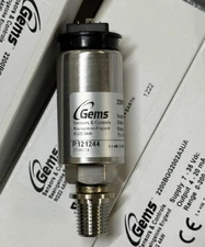Gems Sensors 2200BGG2002A3UA Pressure Transducer | 0–200 psi | 1/4" NPT | 4-Pin