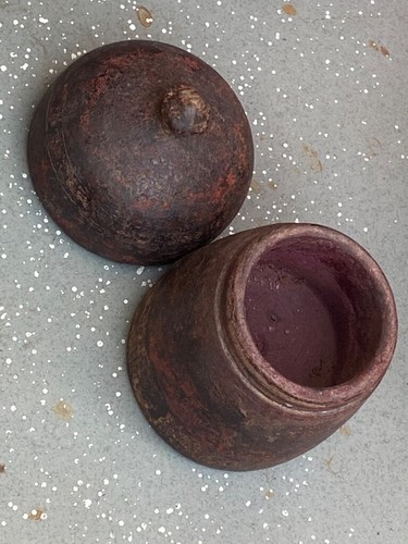 Antique Old Wooden Hand Crafted Round Lid Hindu Religious Kumkum Box Tikka Box - 第 7/7 張圖片