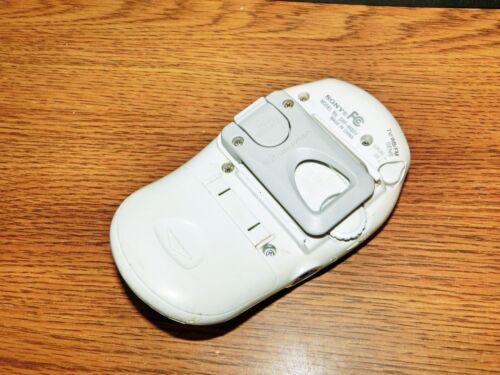 Sony S2 Walkman Sports SRF-M80V Mega Bajo AM/FM/TV/Clima con Clip para Cinturón - Imagen 2 de 4