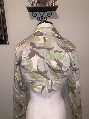 Plugg Green Camouflage Open Front Crop Jacket Juniors Medium NWT (D) - Picture 3 of 12