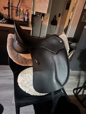 Wintec Dressursattel 500 Hart mit Cair