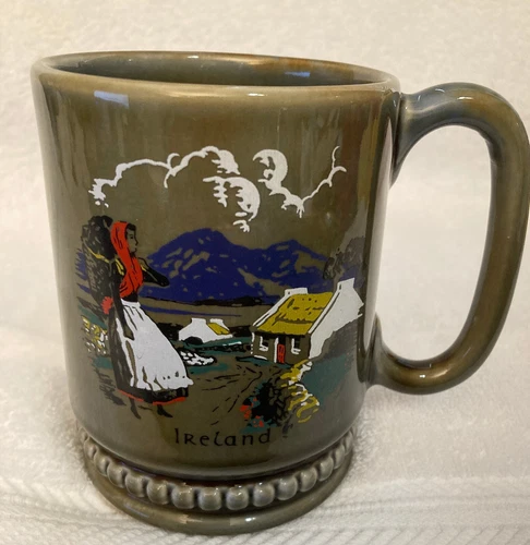 Vintage WADE Irish Porcelain Coffee Mug  Ireland Country Landscape Scene
