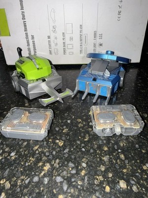 HEXBUG Battle Bots robot vehicles Lot With 2 Remotes