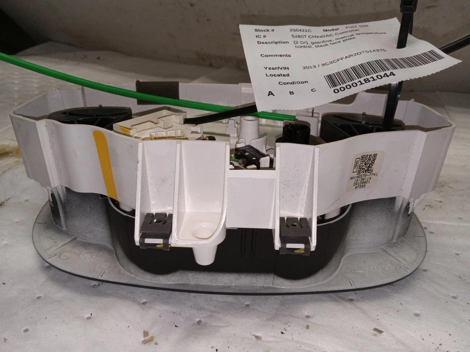 FIAT FIAT 500 Heat/AC Controller (2 Dr), gasoline, manual temperature control,  - Imagem 2 de 2