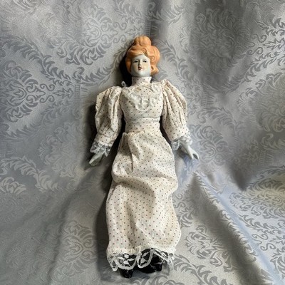 Vintage China Rotkopf Puppe Porzellankopf Hände Füße Kleid weicher Körper 16'' gruselig