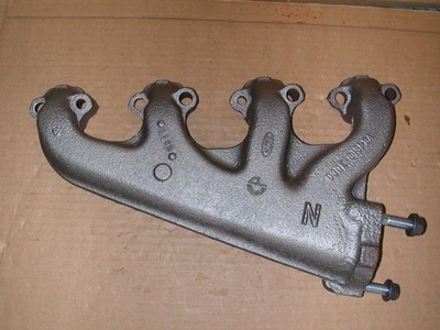 1971-77 FORD MAVERICK/COMET 302 V-8 - OEM LEFT EXHAUST MANIFOLD - #D3DE-9431-BA