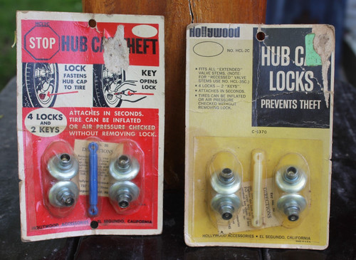Vintage Key Kap Co. No. 1-560 hub cap lock set, new in original packaging Neat