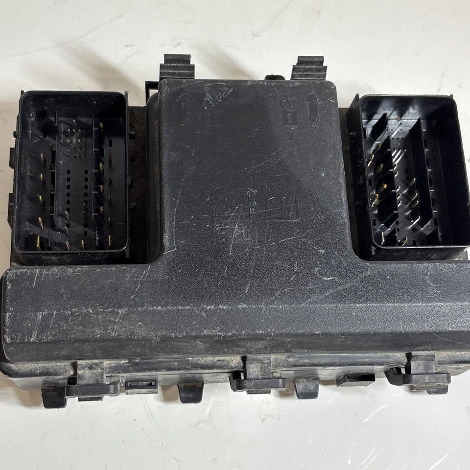 Ford Edge 2017 motor distribución de energía caja de fusibles relé OEM Foto 3 de 4