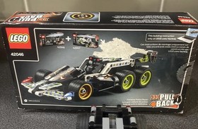 LEGO TECHNIC: Getaway Pullback Racer (42046) Complete set Pre-Owned Damaged box
