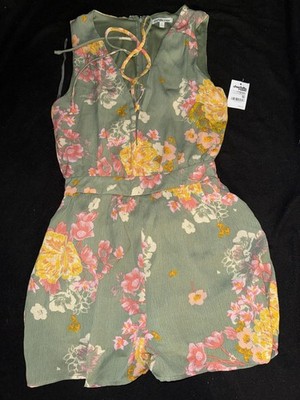 Charlotte Russe Women s Floral Lace-Up Sleeveless V-Neck Romper Size XS Green
