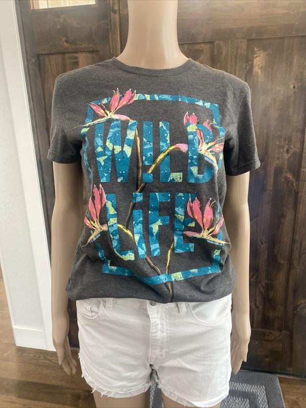 Adidas Women's "The Go-To Tee" Graphic T-Shirt  Size Medium - 019