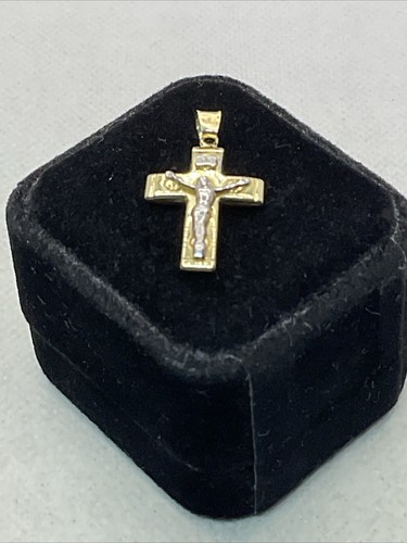 VINTAGE HANDMADE 14K T/Tone Gold JESUS CHRIST CRUCIFIX CROSS Charm Pendant 1.5gr - Picture 10 of 16