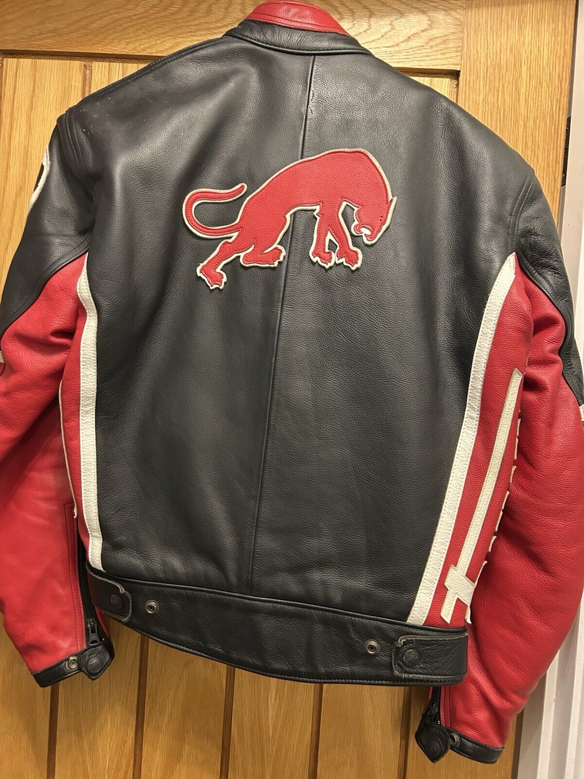Picture 2 of 7