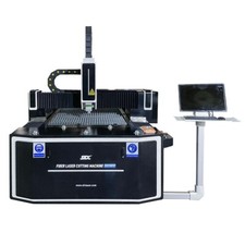 SFX 2000W Fiber Laser Cutting Machine 900x1300mm Metal Sheet Cutting Machine