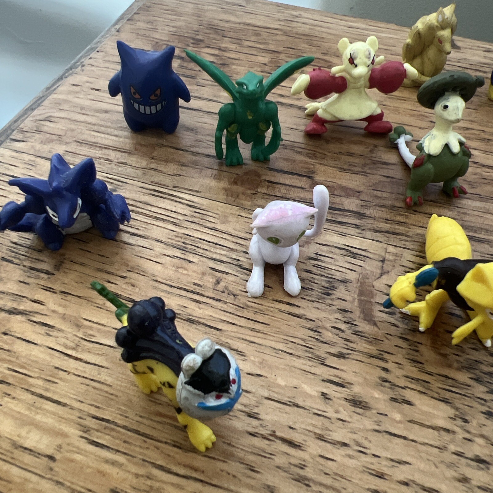 Pokemon Mini  Figures Toy Miniatures Characters Lot Of 20