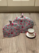 Small&nbsp; 9x7.5 inch 2 CUP TEA COSY Teapot Cover Sage Red rose