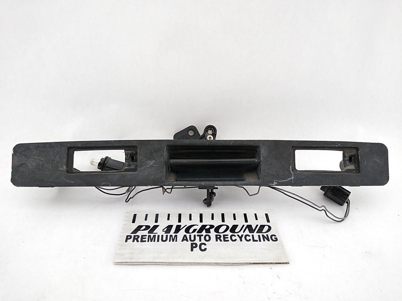 Volvo V70 XC70 Tailgate Handle Trim Plate Light 2001-2007 Replacement