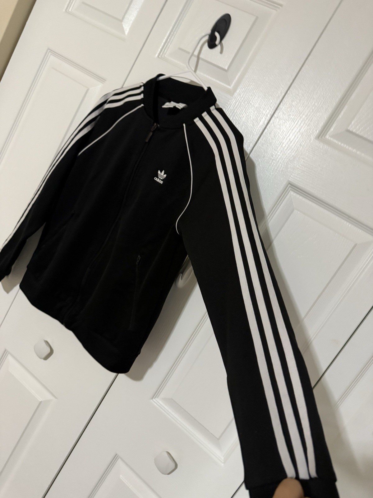 Picture 2 of 10