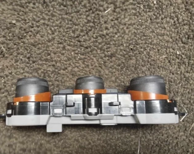 KIA OPTIMA 2009-2010 calefacción control aire acondicionado usado Foto 3 de 4