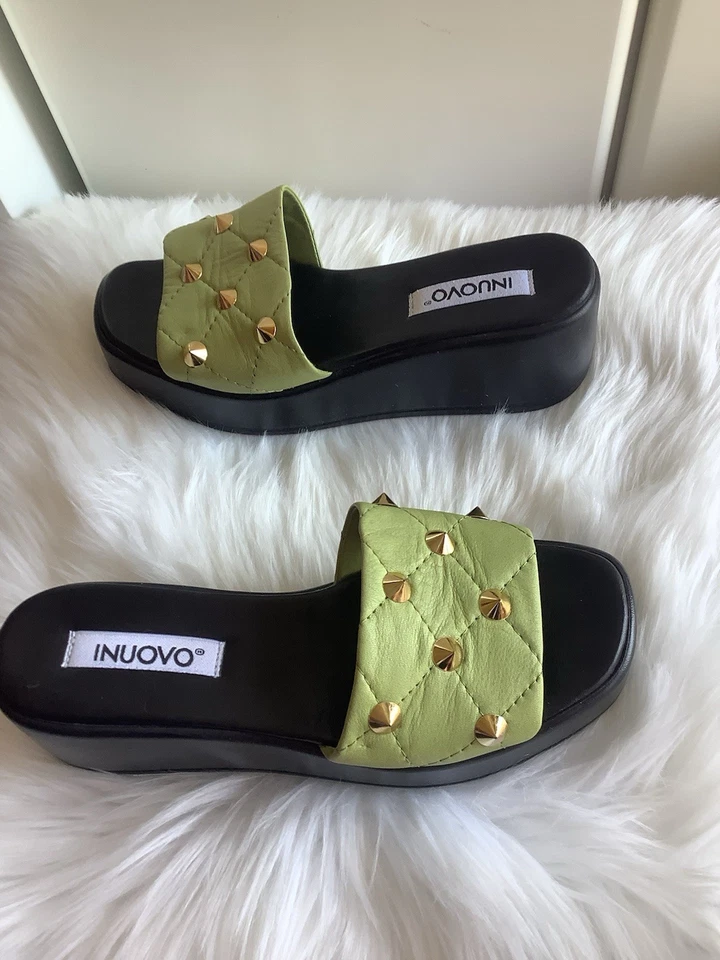 Jolies Mules cloutées Simili Cuir , très Souple  T.38  ETAT  NEUF - Photo 4/4