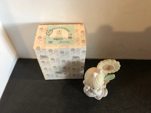 Precious Moments A Growing Love 1987 E-0008 Figurina Scatola Originale - Foto 2 di 7