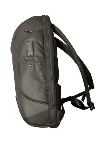 Traveler's Choice TC00066 BREENON Black Computer Laptop 19" Backpack USB Port - Bild 2 von 4