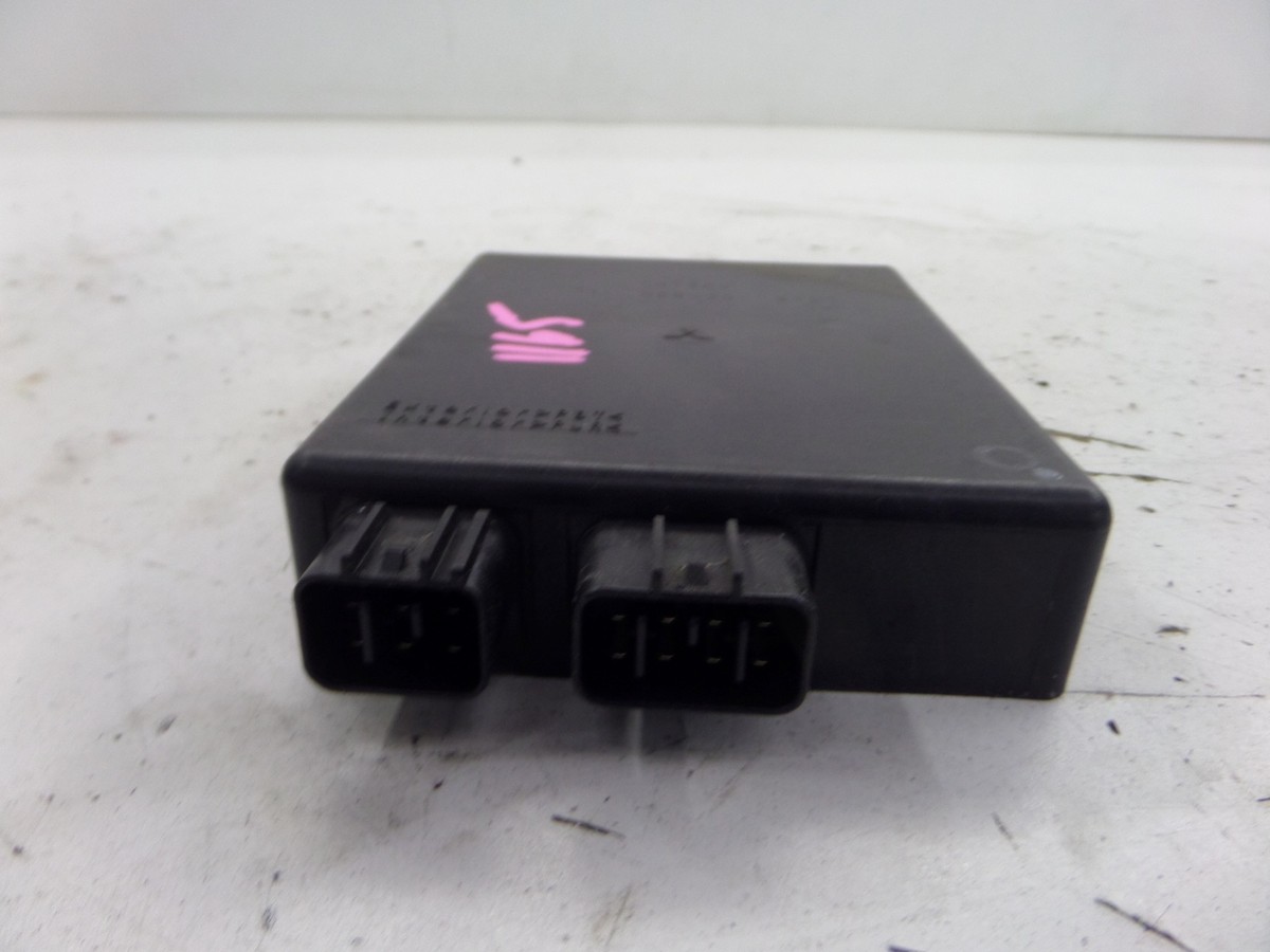 Yamaha YZF R6 ECU CDI Engine Computer 99-02 OEM F8T362 71 Yamaha YZF R6 ECU CDI Engine Computer 99-02 OEM F8T362 71